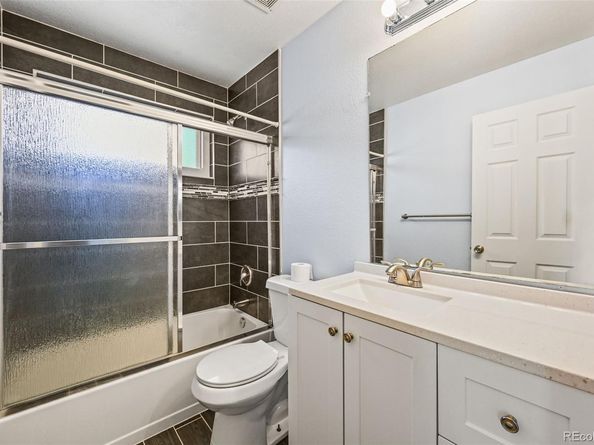 19524 Montview Drive, Aurora CO 80011