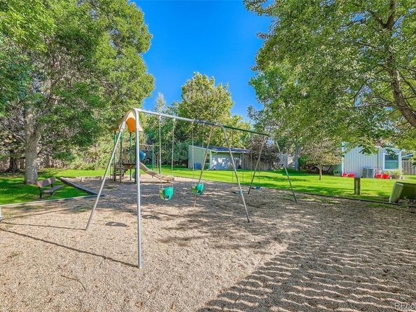 8050 Niwot Road 28, Niwot CO 80503