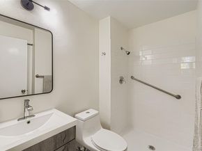5995 S Taft Way, Littleton CO 80127
