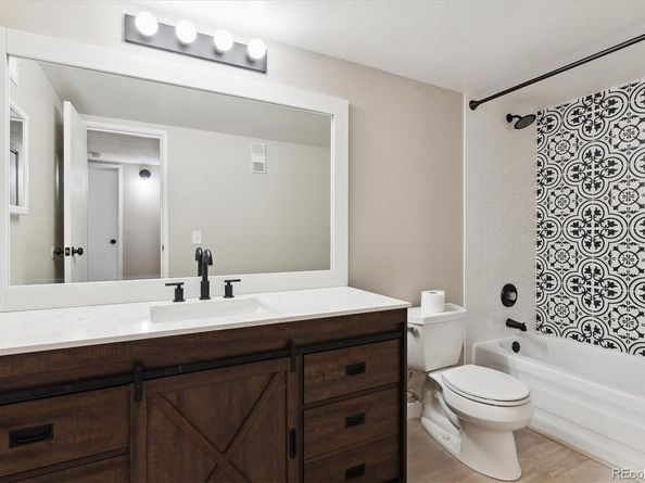 3335 S Ammons Street 103, Lakewood CO 80227