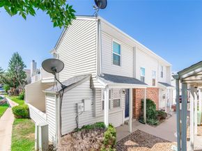 972 S Pitkin Court, Aurora CO 80017