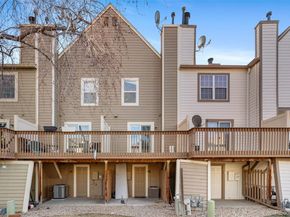 1811 S Quebec Way 12, Denver CO 80231