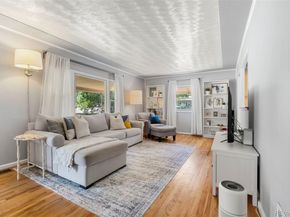 Undisclosed Address #1828190, Denver CO 80219