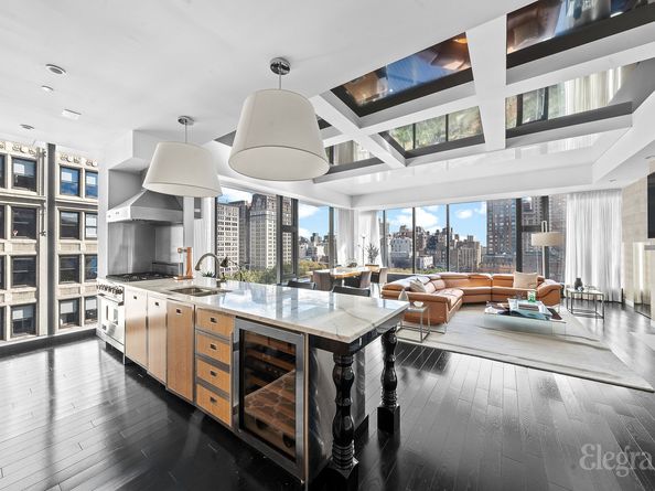 15 Union Square W 30, New York NY 10003
