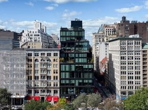15 Union Square W 30, New York NY 10003
