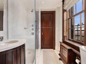 2 East 70th Street 91011B, New York NY 10021