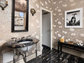 2 East 70th Street 91011B, New York NY 10021