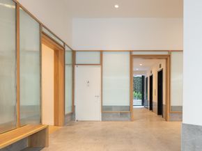 234 East 46th Street 602, New York NY 10017