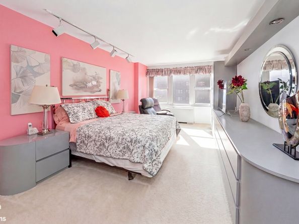 75 East End Avenue 9H, New York NY 10028