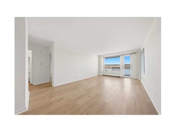 2575 Palisade Avenue 11J, Bronx NY 10463
