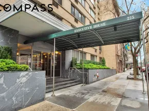 225 East 46th Street 8J, New York NY 10017
