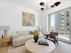 24-01 Queens Plaza N 2066, Queens NY 11101