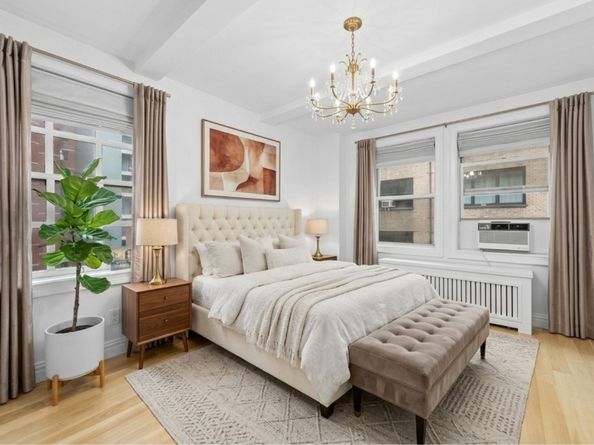 321 East 43rd Street 905, New York NY 10017