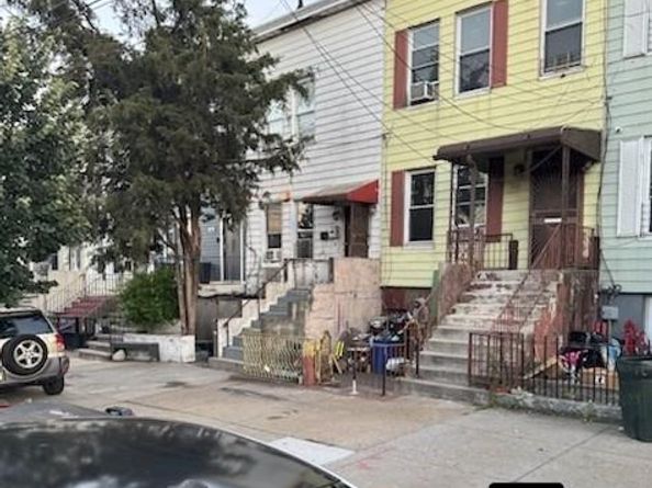 712 East 134th Street, Bronx NY 10454