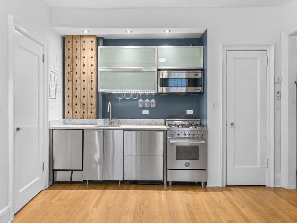400 Lincoln Place 1H, Brooklyn NY 11238