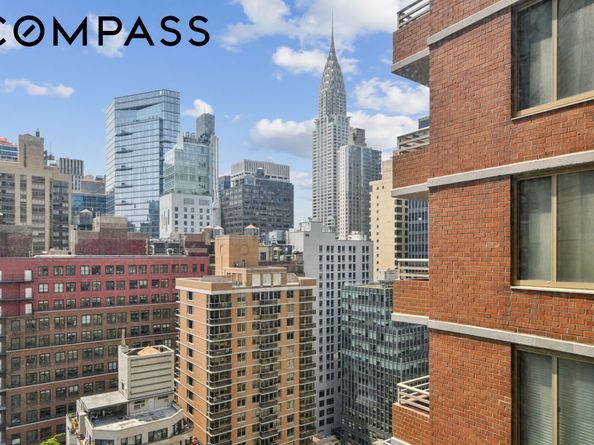 240 East 47th Street 22B, New York NY 10017