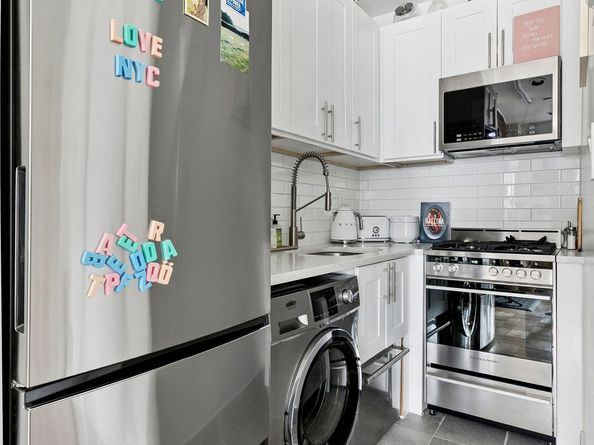 122 West 80th Street 3F, New York NY 10024