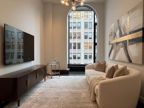 15 Union Square W 16, New York NY 10003