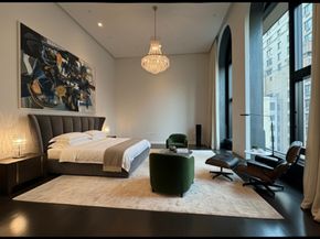 15 Union Square W 16, New York NY 10003
