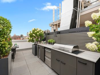50 Clinton Street