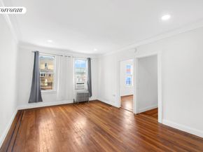 95-07 Cresskill Place, Queens NY 11435