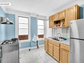 95-07 Cresskill Place, Queens NY 11435