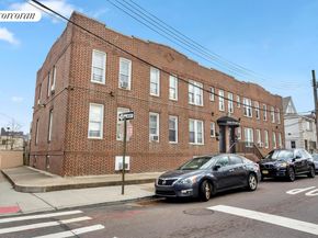 95-07 Cresskill Place, Queens NY 11435