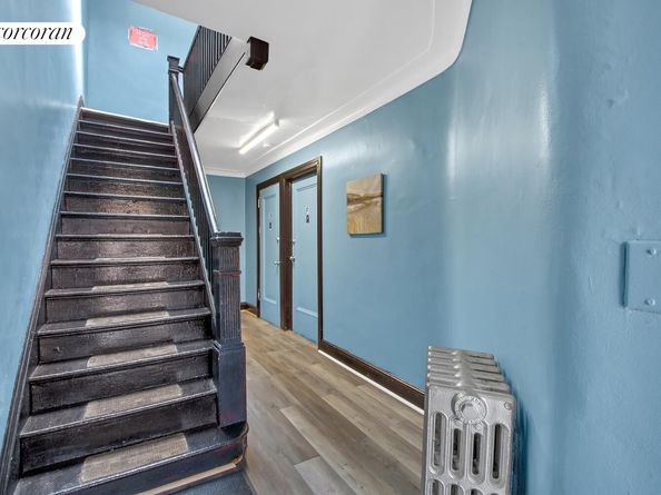 95-07 Cresskill Place, Queens NY 11435