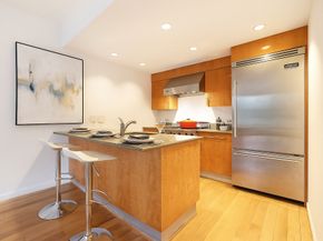 20 Broadway 203, Brooklyn NY 11211