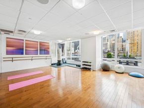 247 West 46th Street 4202, New York NY 10036