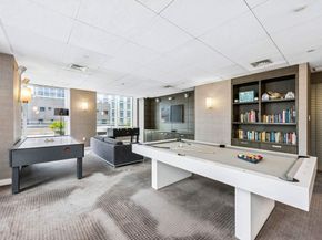 247 West 46th Street 4202, New York NY 10036