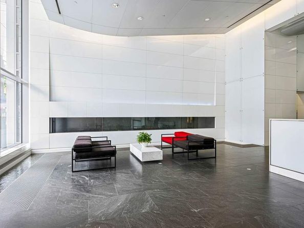 247 West 46th Street 4202, New York NY 10036