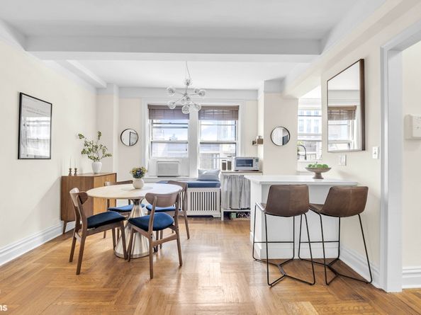 24 Monroe Place 11B, Brooklyn NY 11201
