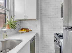 24 Monroe Place 11B, Brooklyn NY 11201