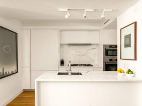 737 Park Avenue 4E, New York NY 10021
