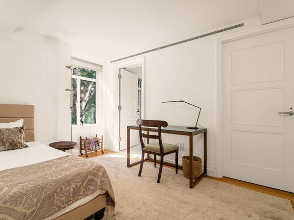 737 Park Avenue 4E, New York NY 10021