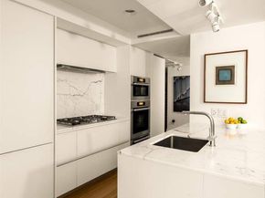 737 Park Avenue 4E, New York NY 10021