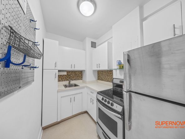 2 Tudor City Place 10LS, New York NY 10016