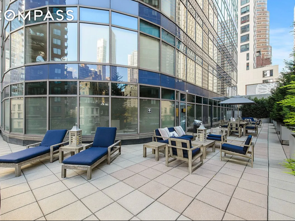 250 East 54th Street 35A, New York NY 10022