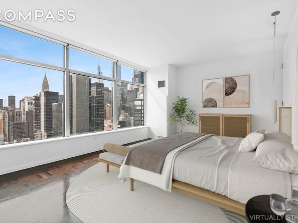250 East 54th Street 35A, New York NY 10022