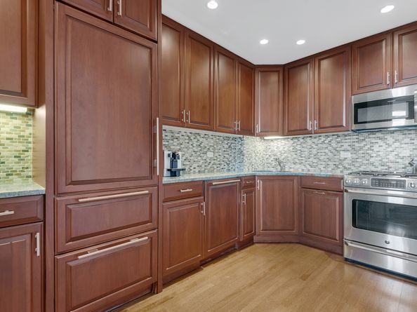 188 East 64th Street 3802, New York NY 10065