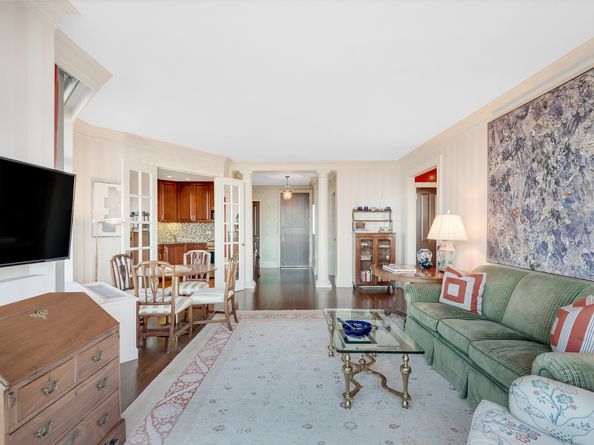 188 East 64th Street 3802, New York NY 10065