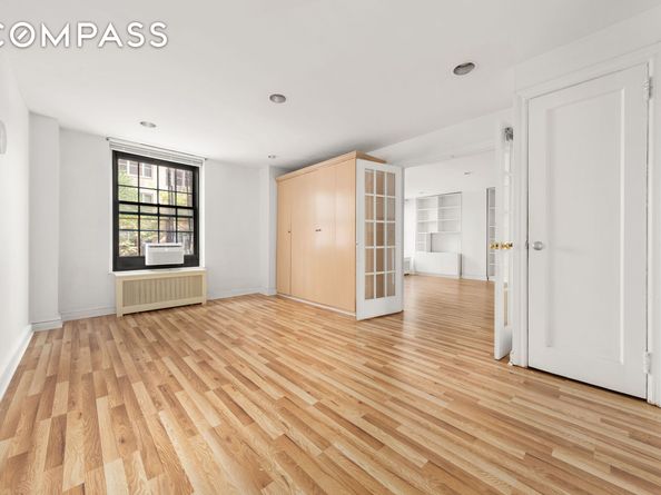 1 5th Avenue 2B, New York NY 10003