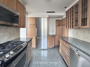 169 East 69th Street 11C, New York NY 10021