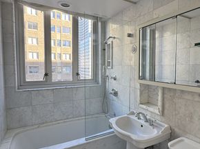 169 East 69th Street 11C, New York NY 10021