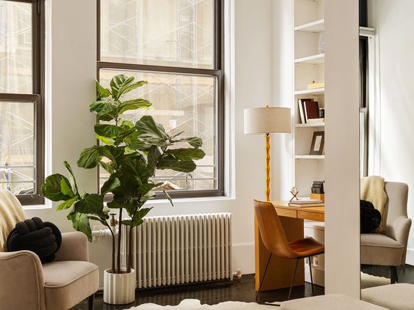 142 5th Avenue 2, New York NY 10011