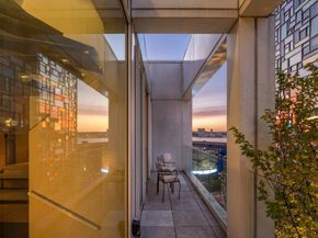 524 West 19th Street PH, New York NY 10011
