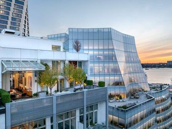 524 West 19th Street