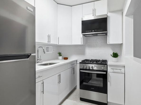 745 East 31st Street 4C, Brooklyn NY 11210
