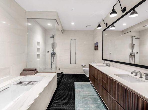 425 West 50th Street PHD, New York NY 10019